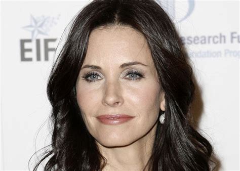 Courteney Cox Nude Photos & Videos